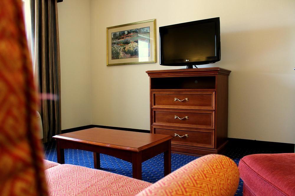 Hampton Inn & Suites Concord-Charlotte Dış mekan fotoğraf